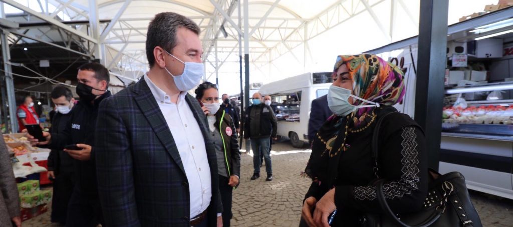 Bergama Belediye Başkanı Hakan Koştu, Koronavirüs Denetimine Katıldı